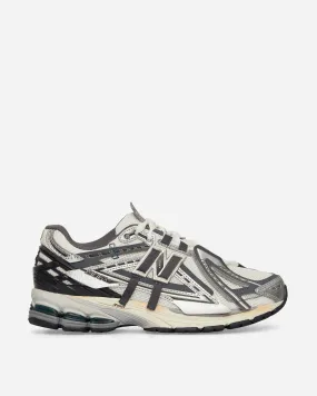 1906A Sneakers Silver Metallic / Castlerock / Gold Metallic