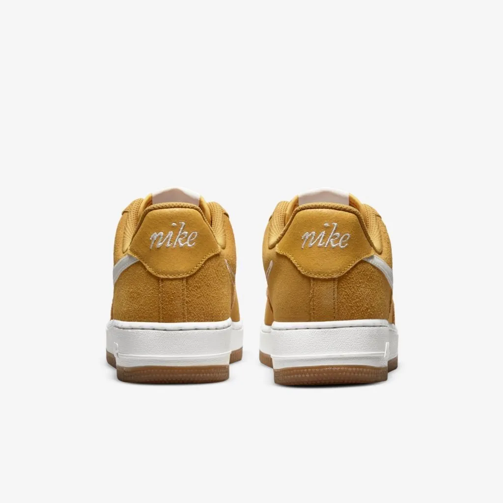 Air Force 1 University Gold