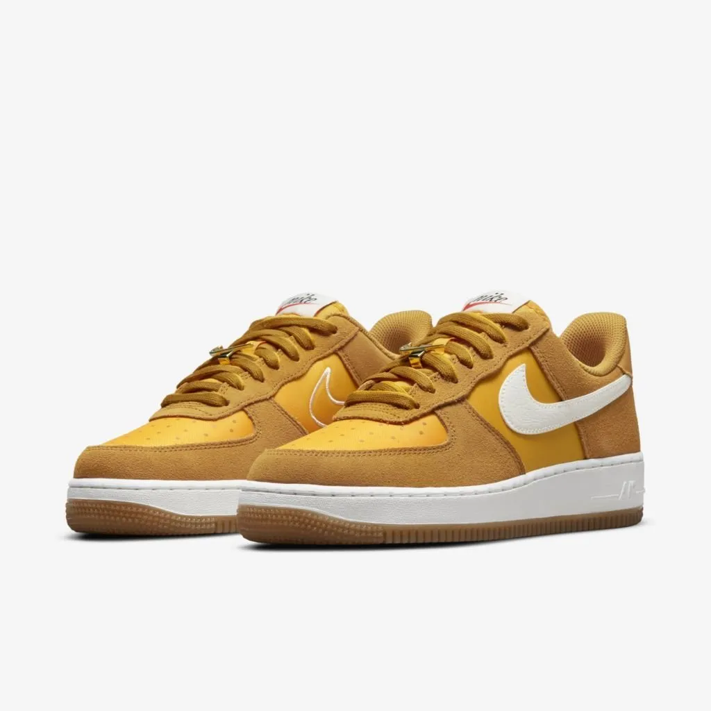 Air Force 1 University Gold