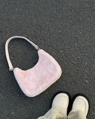 Fluffy Pinky Purse Shoulder Bag - Kimi