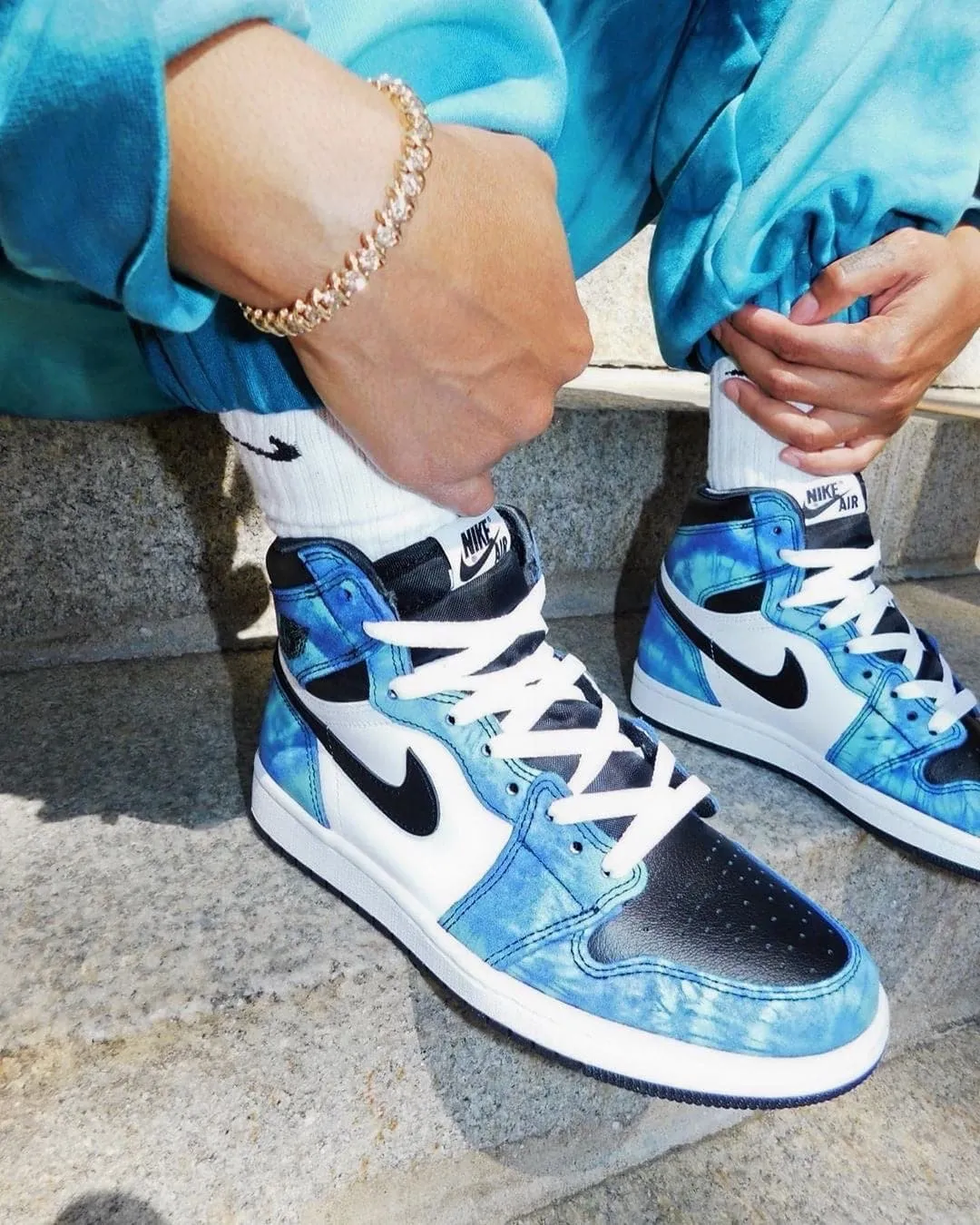 Nike Air Jordan 1 Retro High Tie Dye Women's